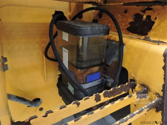 Ratinis krautuvas VOLVO L90F 3rd Function