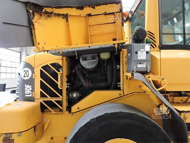 Ratinis krautuvas VOLVO L90F 3rd Function