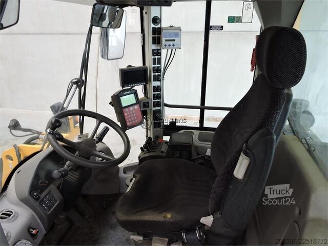 Ratinis krautuvas VOLVO L90F 3rd Function