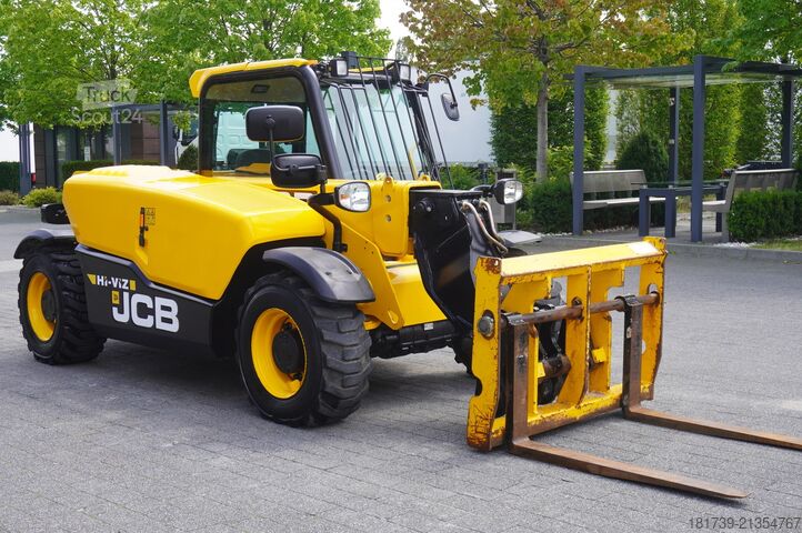 Телескопічний навантажувач JCB 525-60T5 / 2022 / 860 MTH! / joystick