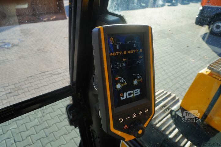 Bandgrävmaskin JCB JS 145LC crawler excavator / 4800 MTH