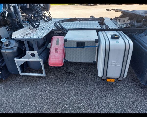 Standard SZM MERCEDES-BENZ VI Actros 4 18 4x2 - actros 1845 LS cab. . 2,3 EuroVI(E5)