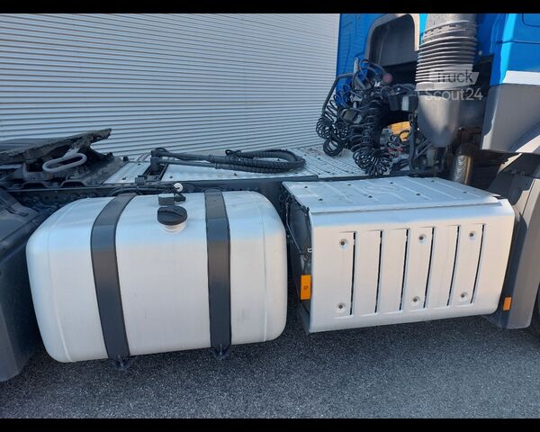 Standard SZM MERCEDES-BENZ VI Actros 4 18 4x2 - actros 1845 LS cab. . 2,3 EuroVI(E5)