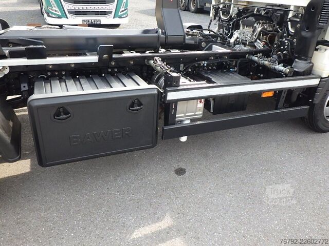 Damperli panelvan FUSO Canter 7 C 18 HIAB Abroller/AHK/Klima/LED/24 tkm