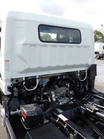 Damperli panelvan FUSO Canter 7 C 18 HIAB Abroller/AHK/Klima/LED/24 tkm