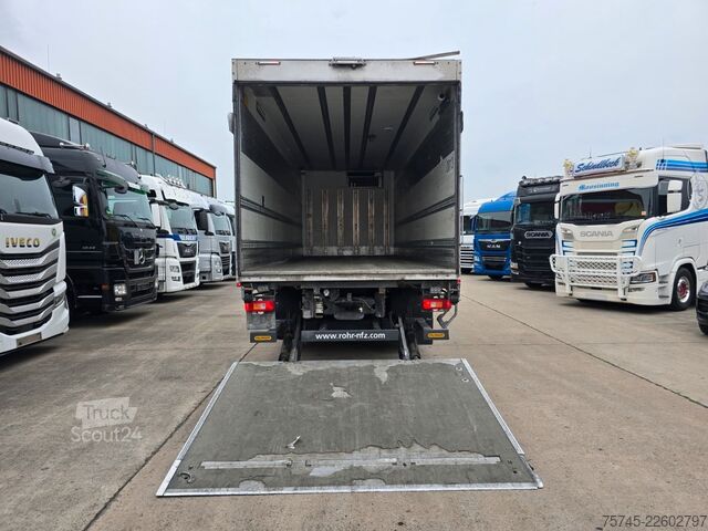 Kühlkoffer-LKW VOLVO FM420*FRIGOBLOCK*VOLLLUFT*PALFINGER LBW  2.5T*