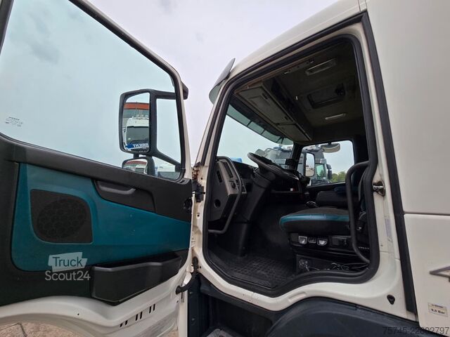 Kühlkoffer-LKW VOLVO FM420*FRIGOBLOCK*VOLLLUFT*PALFINGER LBW  2.5T*