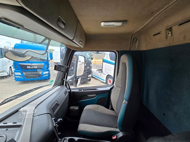 Kühlkoffer-LKW VOLVO FM420*FRIGOBLOCK*VOLLLUFT*PALFINGER LBW  2.5T*