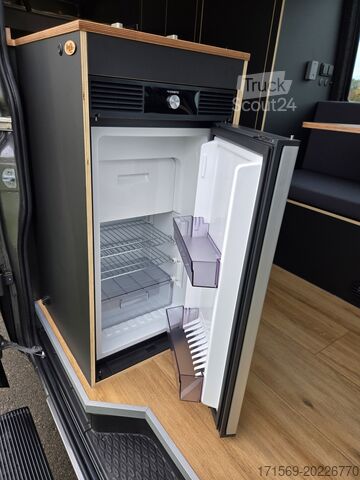 Kastenwagen Wohnmobil / Campervan Iveco Daily 3.0, Ausbau VanMe Hamburg