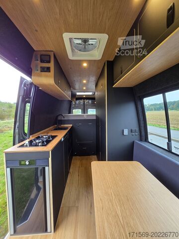Kastenwagen Wohnmobil / Campervan Iveco Daily 3.0, Ausbau VanMe Hamburg
