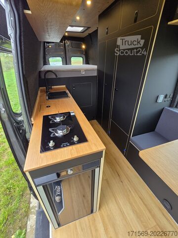 Kastenwagen Wohnmobil / Campervan Iveco Daily 3.0, Ausbau VanMe Hamburg