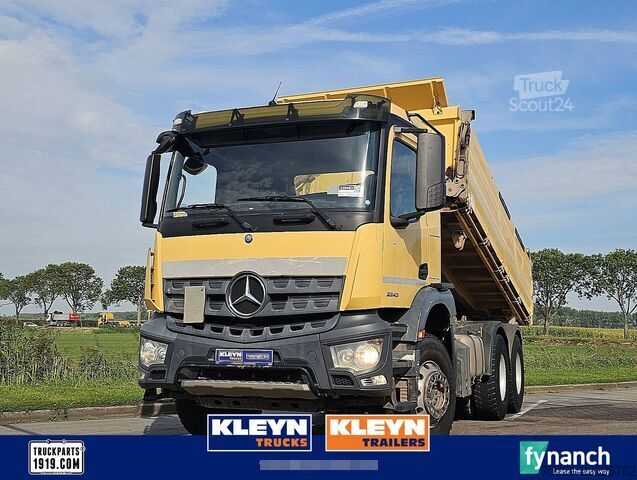 Трехсторонний опрокидыватель MERCEDES-BENZ ACTROS 2643