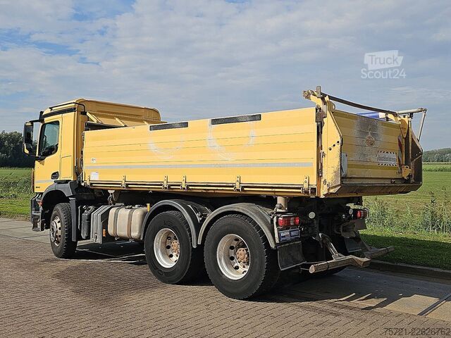 Трехсторонний опрокидыватель MERCEDES-BENZ ACTROS 2643