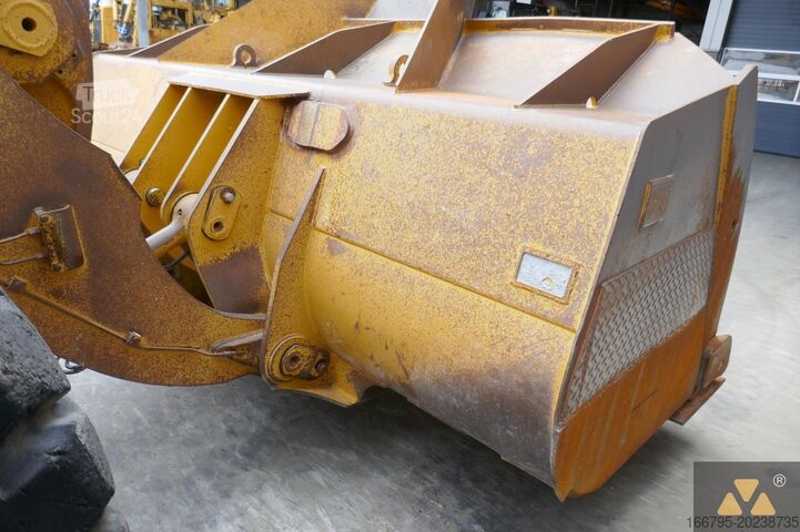 Carregadora de rodas Caterpillar 980M