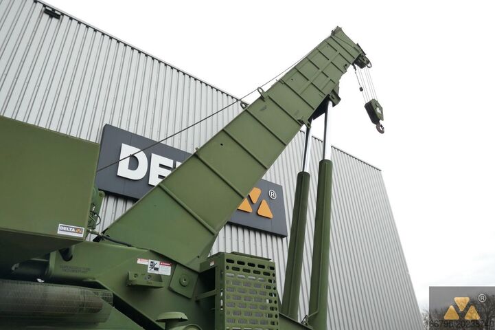 Durva terepjáró daru Grove RT875 Ex-army
