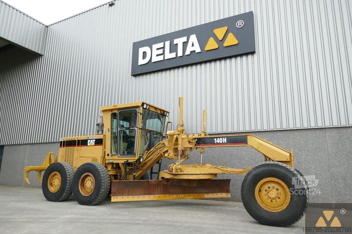 Grader Caterpillar 140H