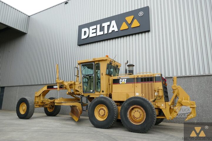 Grader Caterpillar 140H