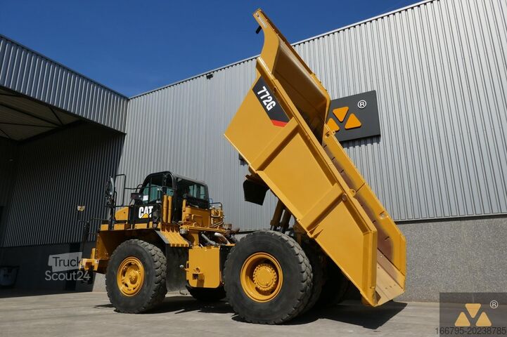Samovozilo Caterpillar 772G
