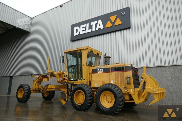 Greideris Caterpillar 140H Ex-army
