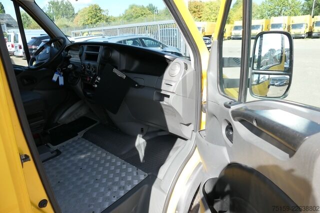 Furgão fechado iveco Daily 35 S11 C30C AUTOMATIK KAMERA Regale LUFT DURCHGANG EURO-5 CoC