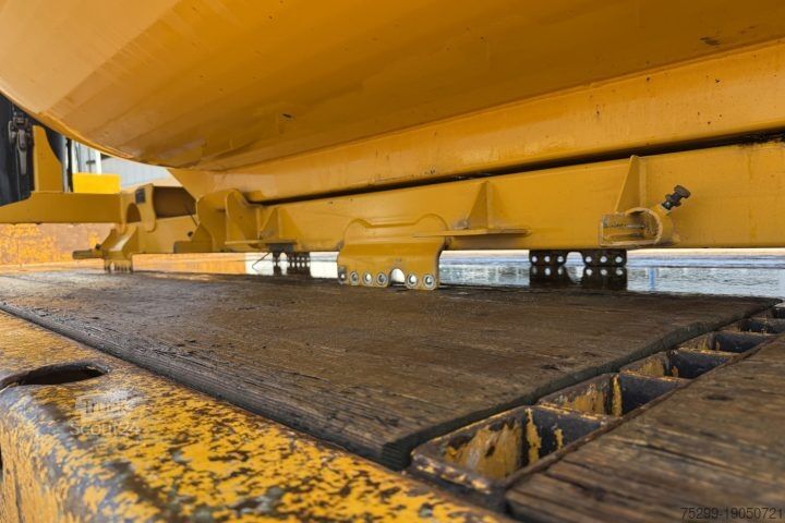 Véhicule utilitaire  Betonsilo 20m³