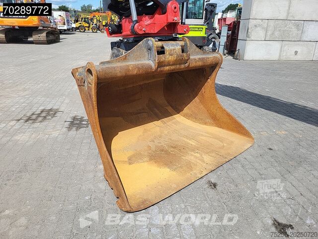 Excavator pe șenile Komatsu PC290 LC-11E0 ROTOTILT - 2 BUCKETS