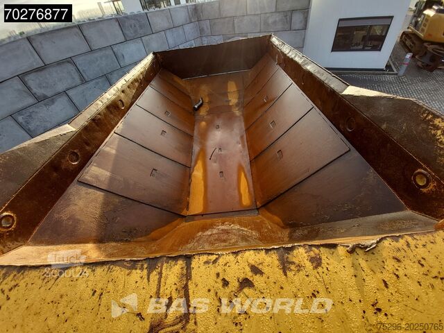 Dumpbil Caterpillar 745 C TAIL GATE
