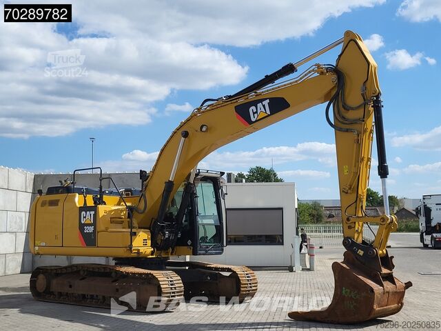 Pelle sur chenilles Caterpillar 320 F L