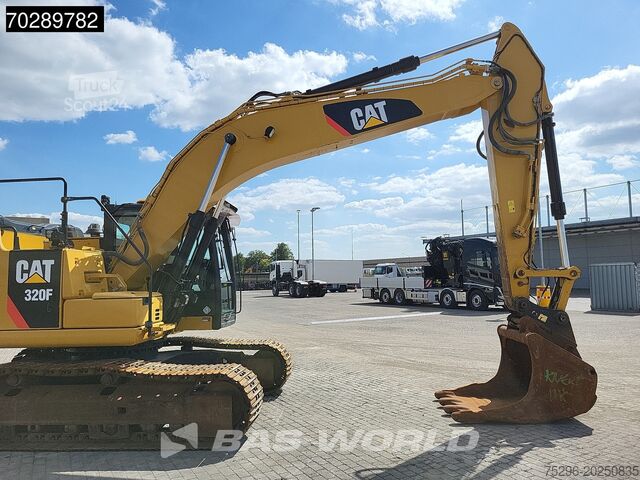Pelle sur chenilles Caterpillar 320 F L