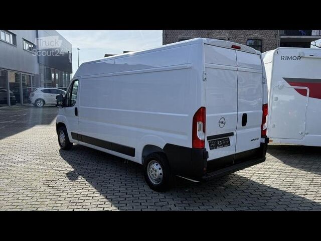 Fourgon surélevé Opel Movano