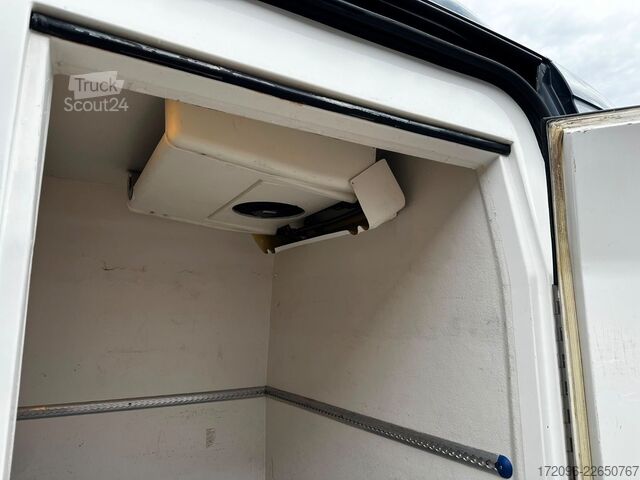 Фургон-рефрижератор MERCEDES-BENZ Sprinter 519cdi Carrier 2-Zonen Kühlung, Klima