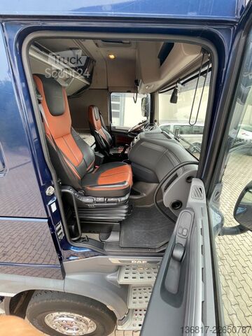 Лісовоз DAF XF 510 FAT 6x4 Holztransport Ladekran Palfinger