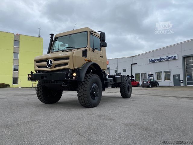 Camión para usos especiales UNIMOG Unimog U4023 Wüstensand