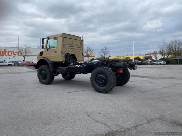 Camión para usos especiales UNIMOG Unimog U4023 Wüstensand