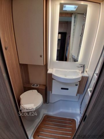 Half-integraal camper BÜRSTNER Limited T 726 G *Winterpaket/5-Sitzer/SAT+TV*