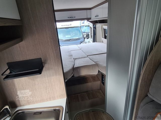 Camping-car PÖSSL Roadcruiser Aufstelldach 4250 kg