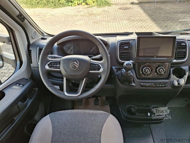 Camper semintegrato CARADO T 448