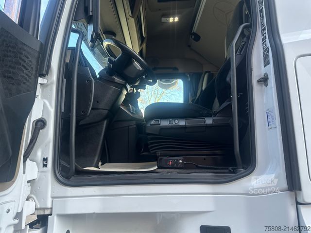 Standard SZM MERCEDES-BENZ Actros1851 Safety 1150L Xenon Retarder Standklim