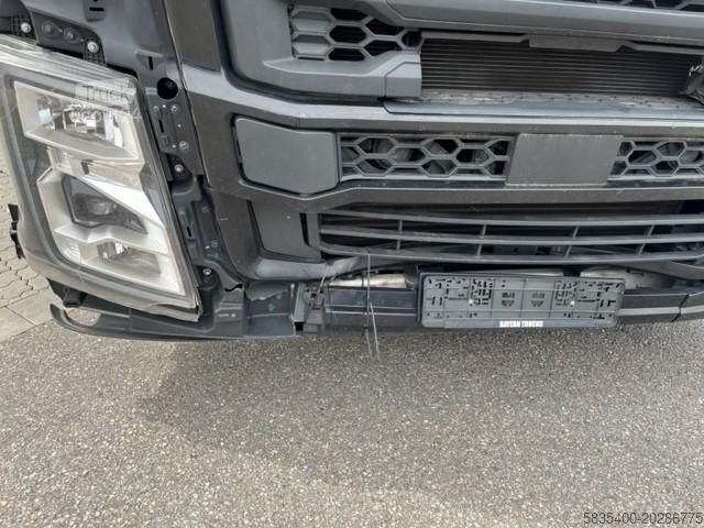 Standard nyergesvontató Ford F-MAX Black - slightly damaged but still good !!