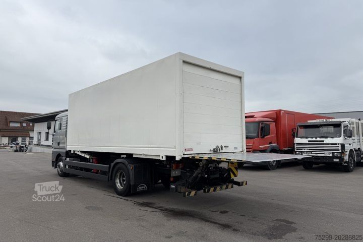 Speciale doeleinden vrachtwagen MAN 18.413 FLLC 4x2 BDF+Koffer / Swiss-Vehicle