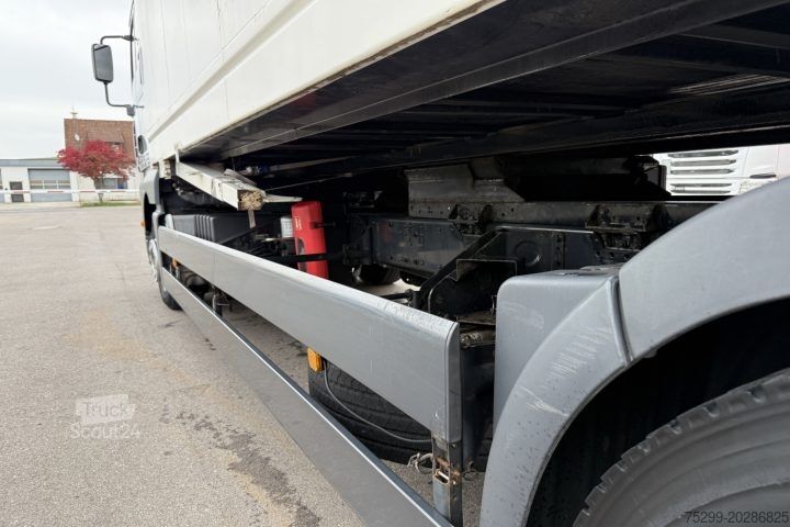 Speciale doeleinden vrachtwagen MAN 18.413 FLLC 4x2 BDF+Koffer / Swiss-Vehicle
