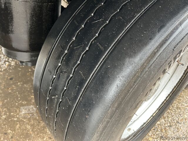 Kølet/frosset transport Kögel / SOR Iberica-S3E / Carrier Vector 1550 / Kuhl ...