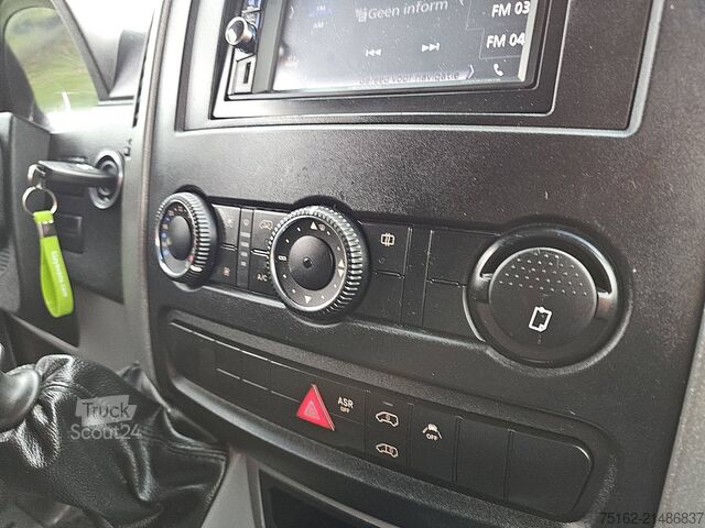 Kombi s vysokou strechou MERCEDES-BENZ SPRINTER 316 L2H2 3.5T-Trekhaak!