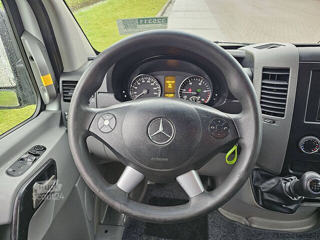 Kombi s vysokou strechou MERCEDES-BENZ SPRINTER 316 L2H2 3.5T-Trekhaak!