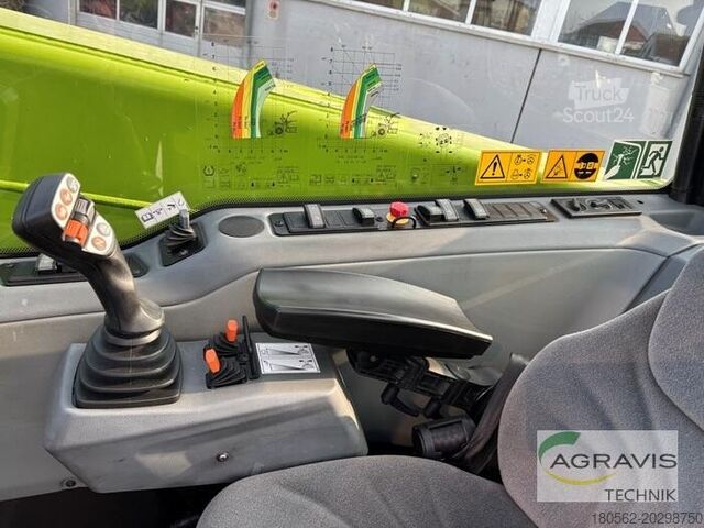 Телескопичен товарач Claas SCORPION 746 VARIPOWER