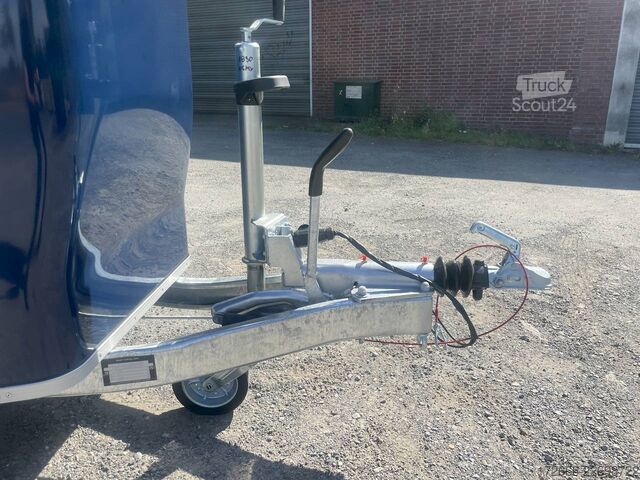 Pferdeanhänger Cheval Liberté TOURING JUMPING V1 DUNKELBLAU +SATTELKAMMER