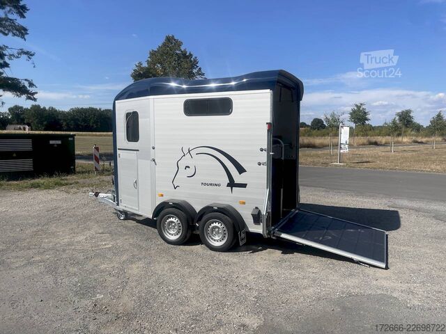 Pferdeanhänger Cheval Liberté TOURING JUMPING V1 DUNKELBLAU +SATTELKAMMER