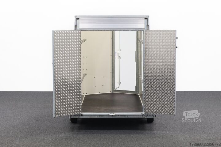 Kofferanhänger Ifor Williams BV 105G | HECKRAMPENKOMBI 300X147X214CM 2700KG KOFFERANHÄNGER