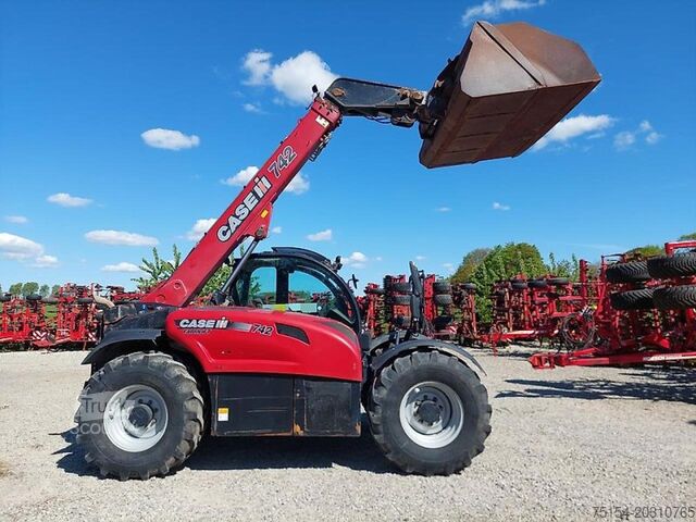 Carregador telescópico Case-IH IH Farmlift 742