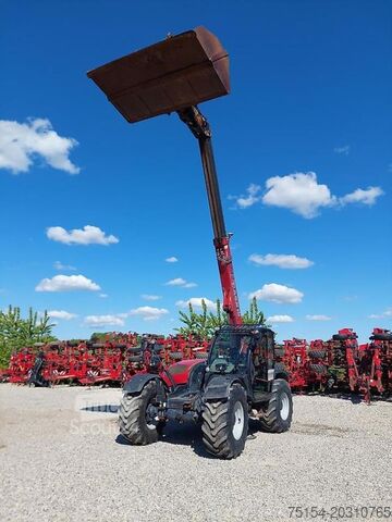 Teleszkópos rakodó Case-IH IH Farmlift 742